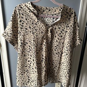 SHEIN LUNE Plus Ditsy Floral Print Batwing Sleeve Blouse